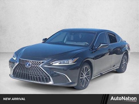 Used 2022 Lexus ES 300h w/ Premium Package FWD image 1