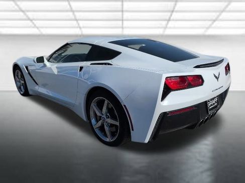 Used 2017 Chevrolet Corvette Stingray Coupe w/ 1LT image 2