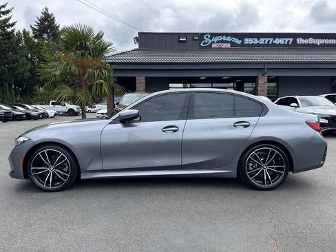 Used 2023 BMW 330i Sedan w/ M Sport Package RWD image 3