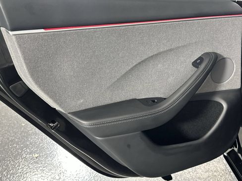 Used 2025 Tesla Model 3 Long Range RWD image 32