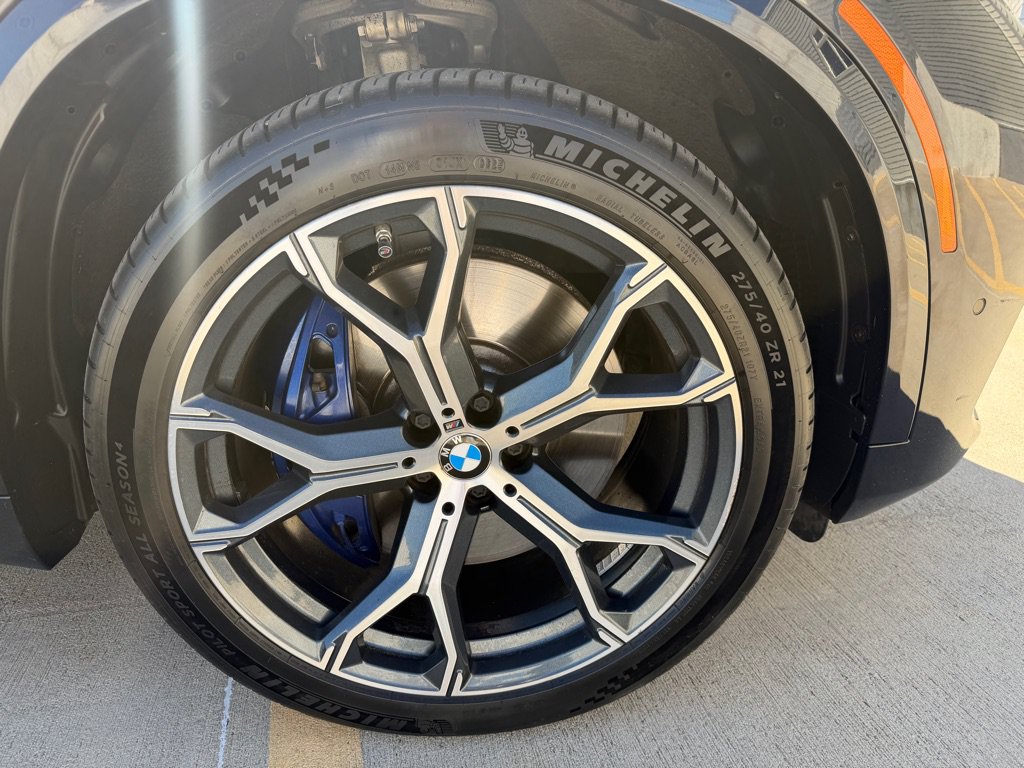 Used 2022 BMW X5 xDrive40i w/ M Sport Package AWD/4WD image 10