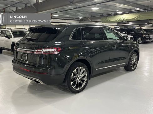 Used 2022 Lincoln Nautilus Reserve image 2