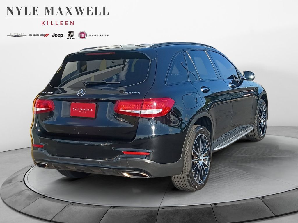Used 2018 Mercedes-Benz GLC 300 4MATIC image 16