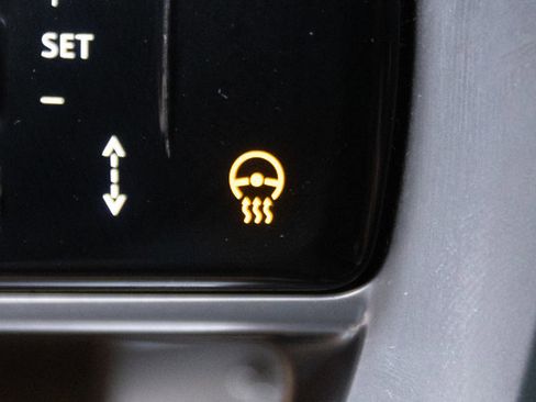 Used 2023 Land Rover Range Rover SE image 17