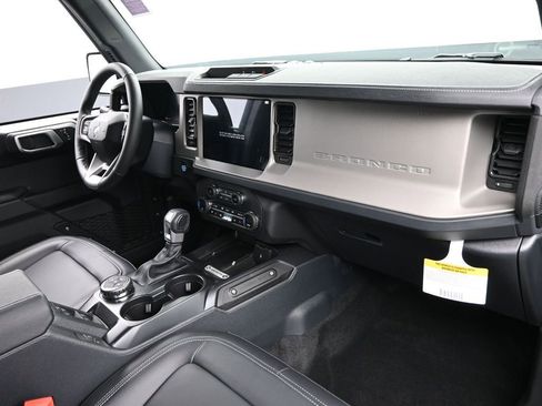 New 2025 Ford Bronco Outer Banks image 35