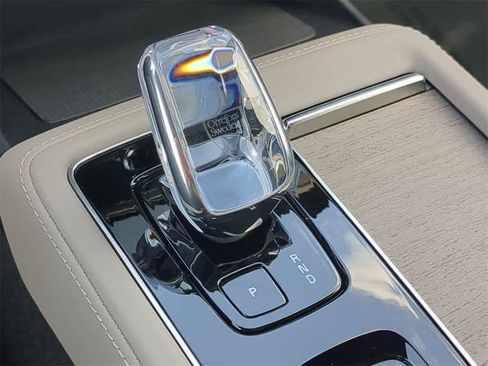 Used 2026 Volvo XC90 B6 Plus w/ Protection Package image 29