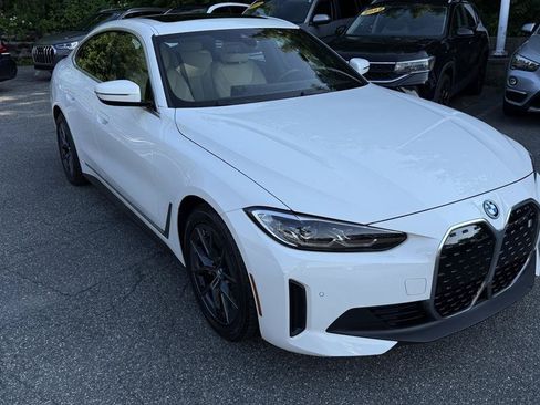 Used 2023 BMW i4 eDrive35 w/ Premium Package RWD image 21
