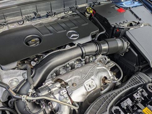 Certified 2021 Mercedes-Benz GLB 250 image 24