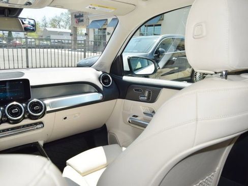 Used 2020 Mercedes-Benz GLB 250 4MATIC image 31