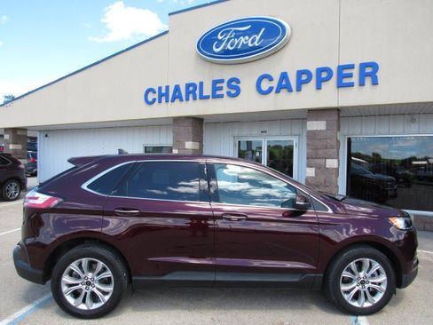 Used 2024 Ford Edge Titanium w/ Equipment Group 301A AWD/4WD image 4