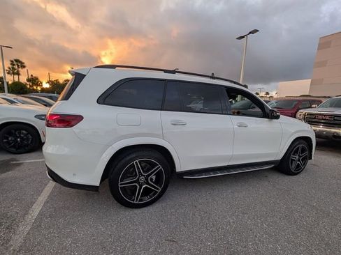 Used 2024 Mercedes-Benz GLS 450 4MATIC image 15