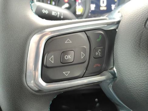 Used 2024 Jeep Wrangler High Altitude image 31