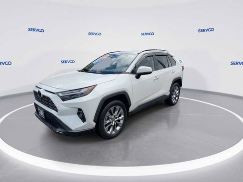 Used 2022 Toyota RAV4 Limited FWD image 4