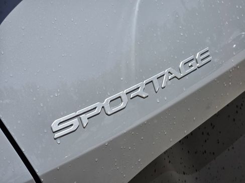 New 2026 Kia Sportage EX FWD image 8
