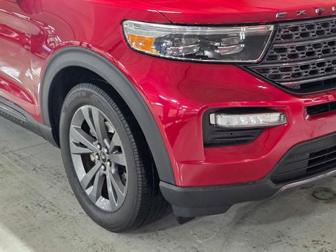 Used 2021 Ford Explorer XLT w/ Equipment Group 202A RWD image 10