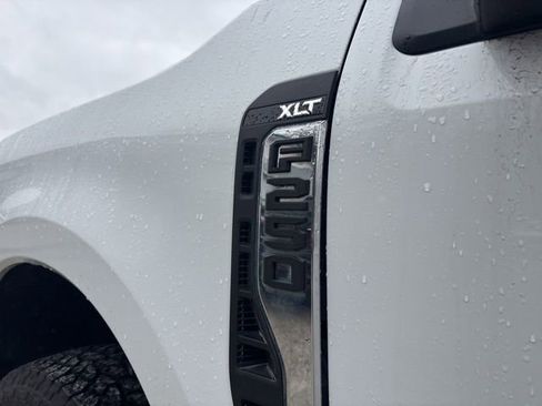 Used 2024 Ford F250 XLT w/ FX4 Off-Road Package image 9