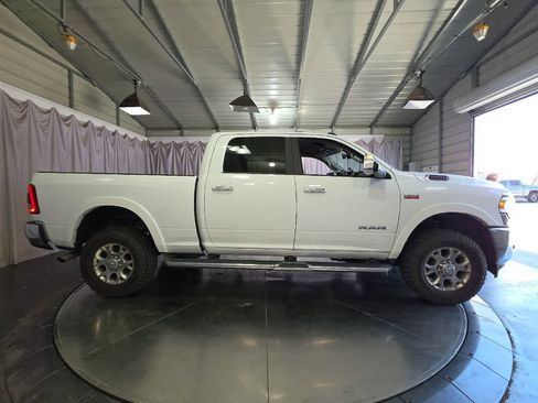Used 2022 RAM 2500 Laramie AWD/4WD image 9