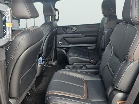 New 2026 Nissan Armada SL w/ Captain's Chari Seat Package image 16