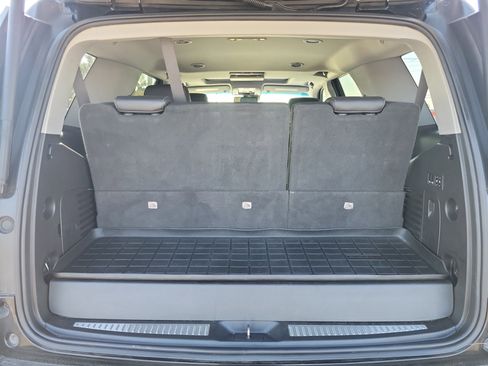 Used 2019 GMC Yukon SLT w/ Open Road Package image 11