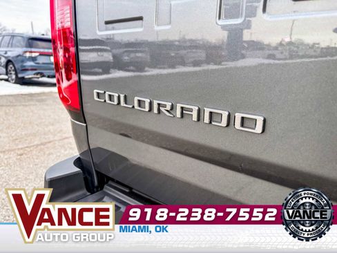 Used 2021 Chevrolet Colorado Z71 image 11