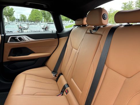 Certified 2023 BMW i4 eDrive35 w/ Premium Package RWD image 33