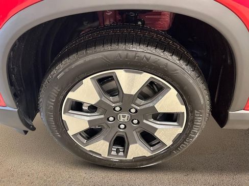 New 2026 Honda Pilot Touring image 11