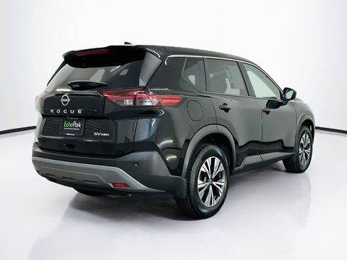 Used 2023 Nissan Rogue SV AWD/4WD image 9