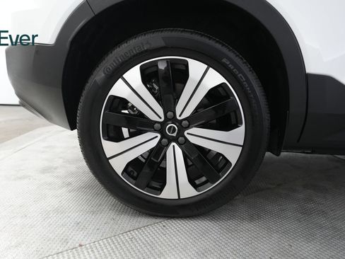 Used 2023 Volvo XC40 Recharge Plus AWD/4WD image 22