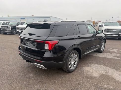 New 2026 Ford Explorer Platinum image 6