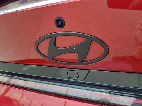 Used 2025 Hyundai Elantra N FWD image 8