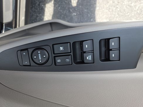 Used 2019 Hyundai Tucson SE AWD/4WD image 28