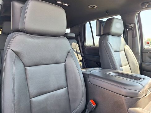 Used 2021 Chevrolet Tahoe Z71 w/ Z71 Off-Road Package image 30