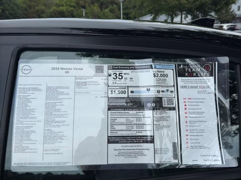 New 2025 Nissan Versa SR image 12