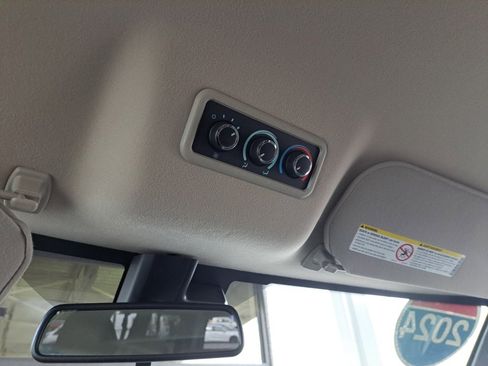 Used 2024 Chevrolet Express 3500 LT w/ LT Preferred Equipment Group RWD image 30