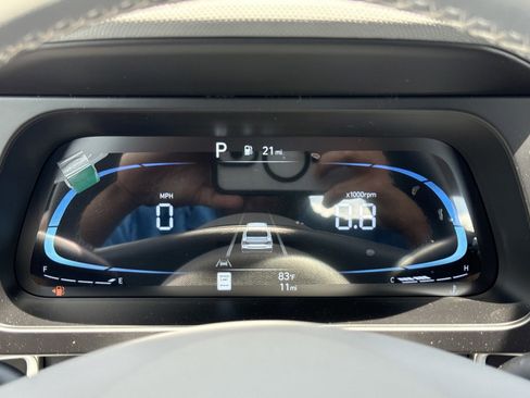 New 2026 Hyundai Elantra Sport FWD image 18