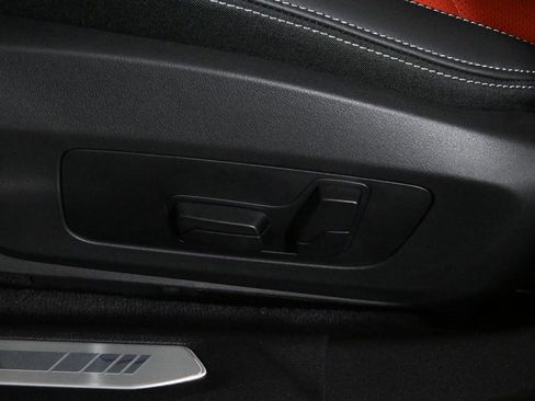 Used 2026 BMW 228i xDrive w/ Technology Package image 27