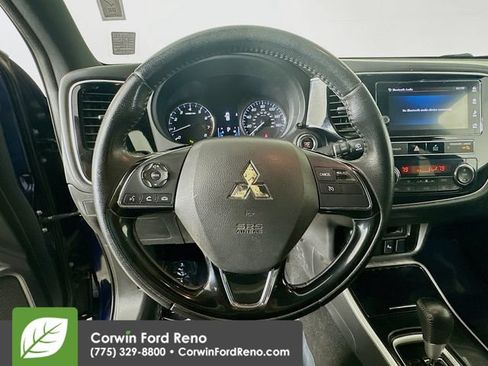 Used 2019 Mitsubishi Outlander LE FWD image 11