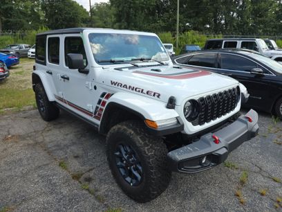 New 2026 Jeep Wrangler Unlimited Sport w/ Dual Top Group