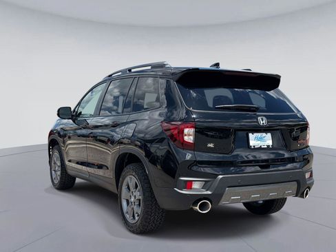 Certified 2025 Honda Passport TrailSport image 6