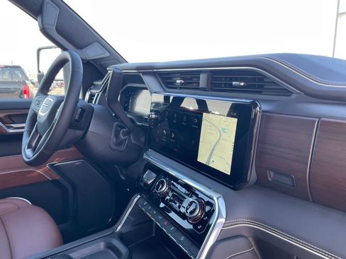 New 2026 GMC Sierra 2500 Denali Ultimate AWD/4WD image 31