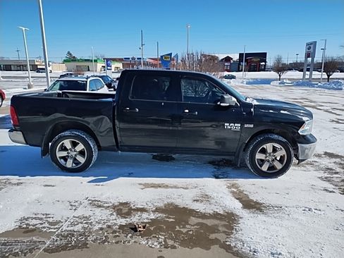Used 2019 RAM 1500 Big Horn image 5