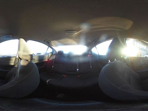 Used 2025 Nissan Altima 2.5 SV image 41