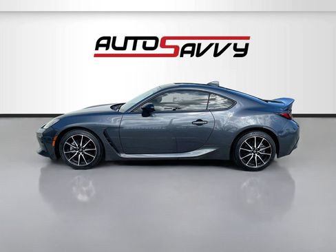 Used 2023 Toyota GR86 Premium w/ ALL Weather Mat Package (TMS) RWD image 4