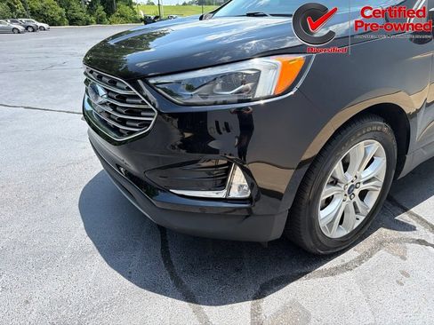 Used 2022 Ford Edge Titanium w/ Equipment Group 301A AWD/4WD image 15