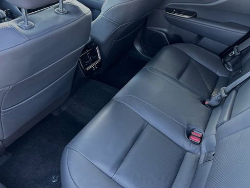 New 2025 Toyota Crown Signia image 13