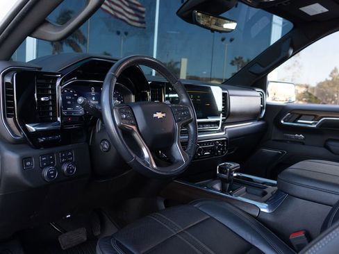 Used 2023 Chevrolet Silverado 1500 High Country w/ Technology Package AWD/4WD image 20