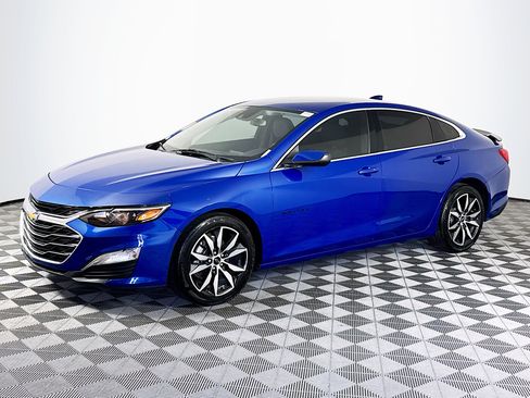 Used 2023 Chevrolet Malibu RS FWD image 4