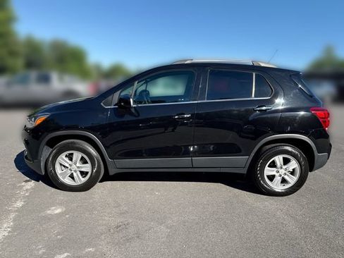 Used 2019 Chevrolet Trax LT w/ LT Convenience Package AWD/4WD image 5