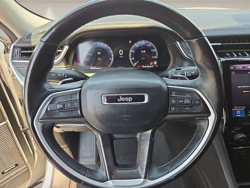 Used 2022 Jeep Grand Cherokee Limited AWD/4WD image 20