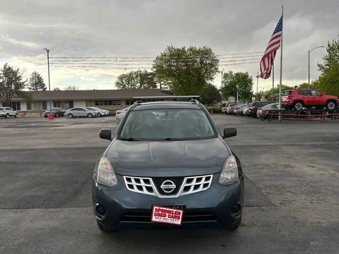 Used 2014 Nissan Rogue S w/ Convenience Package AWD/4WD image 2